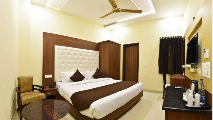 Super Deluxe Room